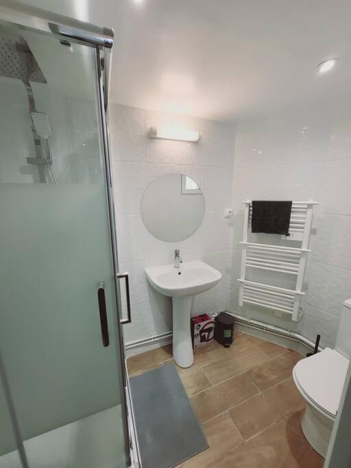 Family Flat Stade De France Airport Cdg Le Bourget "Appart'7" Pierrefitte-sur-Seine Eksteriør billede