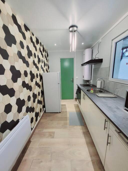 Family Flat Stade De France Airport Cdg Le Bourget "Appart'7" Pierrefitte-sur-Seine Eksteriør billede
