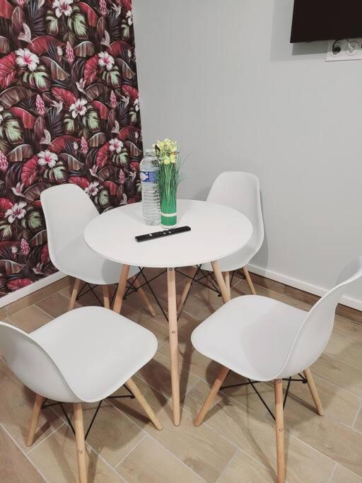 Family Flat Stade De France Airport Cdg Le Bourget "Appart'7" Pierrefitte-sur-Seine Eksteriør billede